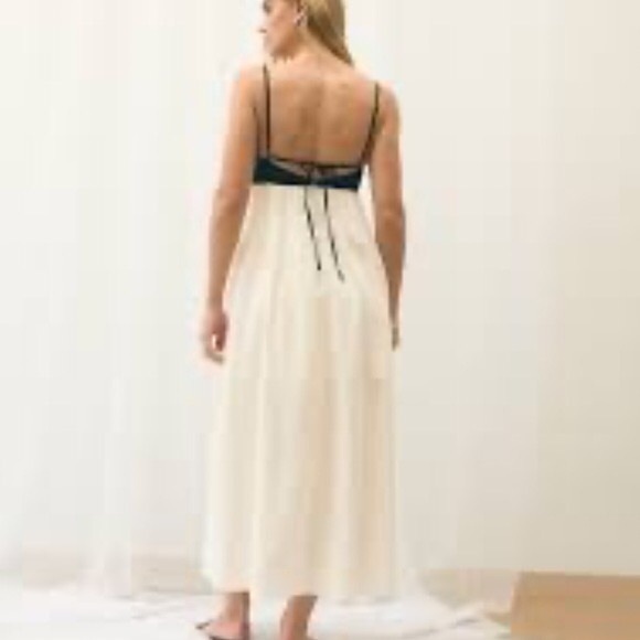 NWT Abercrombie Tie Back Babydoll Dress - Picture 2 of 2